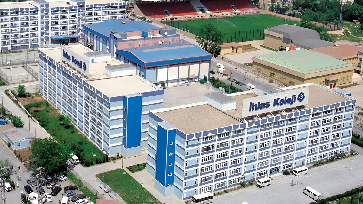 Olmadığı Masa Yok: Şofben de Kola da Üreten İhlas Holding, Nasıl Oldu da Her Sektörde Adını Duyurmayı Başardı?