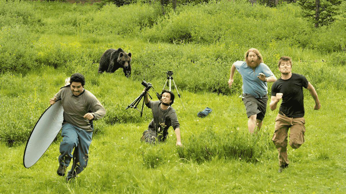 Vahşi Doğa Belgesellerinde Kameramanlar Nasıl Oluyor da Hayvanlar Tarafından Fark Edilmeden Çekim Yapabiliyor?