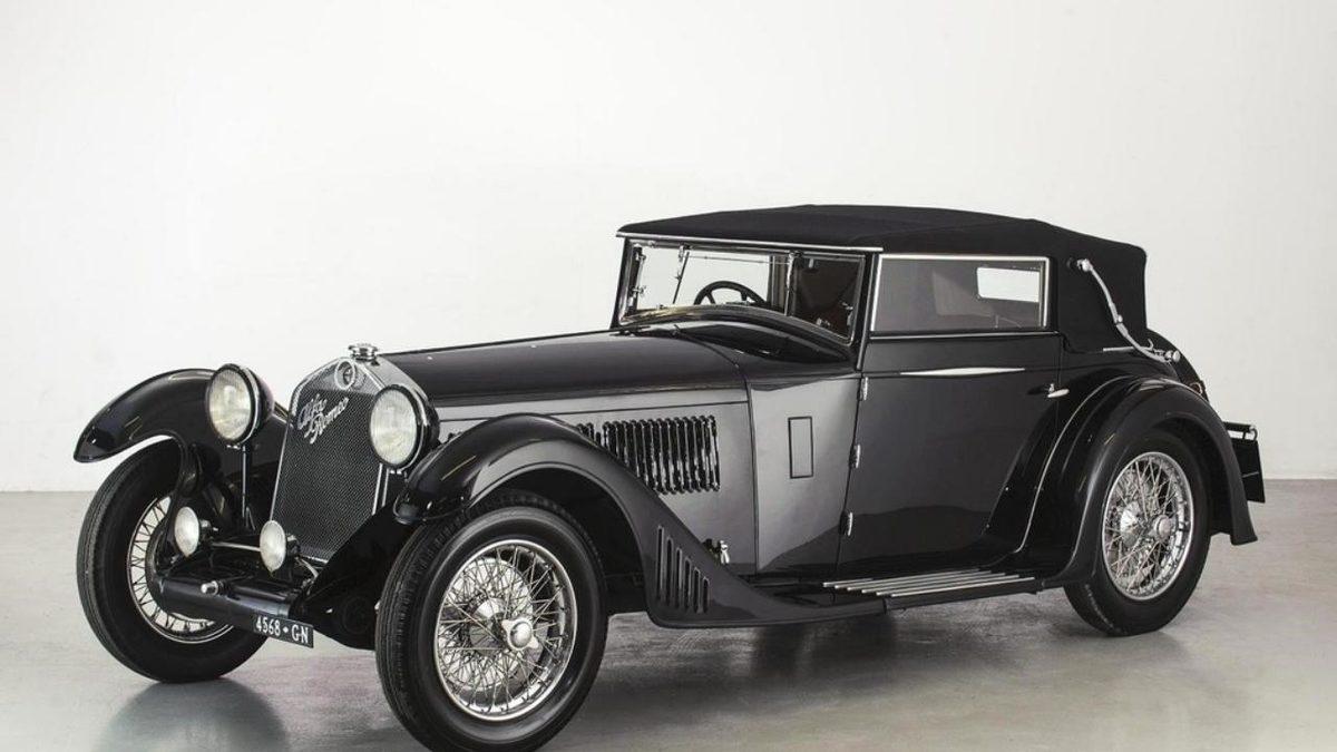 Bazı Arabaların Arkasında Gördüğümüz 