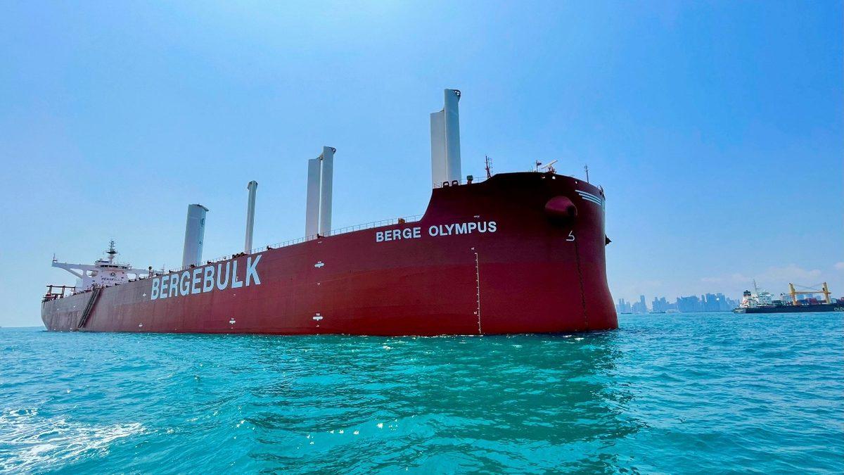 Dünyanın En Büyük Yelkenli Yük Gemisi Tanıtıldı: Lojistik Sektörünü Çevreci Hâle Getirecek