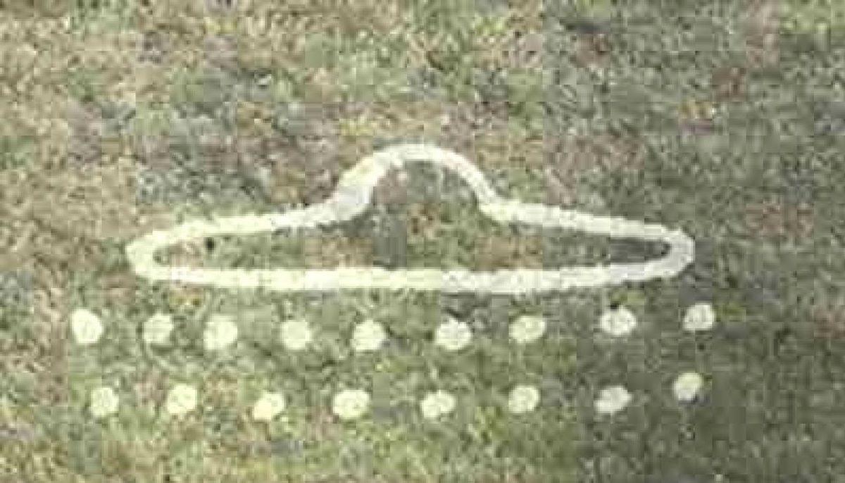 Geçmişte ‘Sanki Bizlere UFO’ları Anlatmışlar’ Dedirten 10 Tarihi Resim!