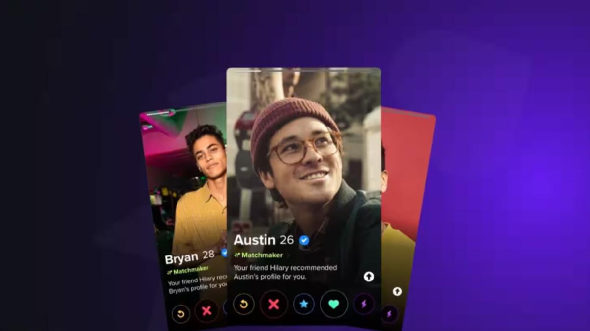 Tinder’a Çöpçatanlık Özelliği Geliyor: Arkadaşlarınıza, "Bence Bi’ Görüşün" Gibi Tavsiyeler Verebileceksiniz