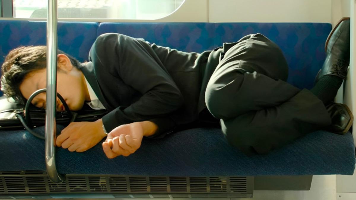 Aşırı Çalışmaktan Depresyona Girmenin Sık Görüldüğü Japonya’daki Bu İşkolikliğin Sebebi Nedir?