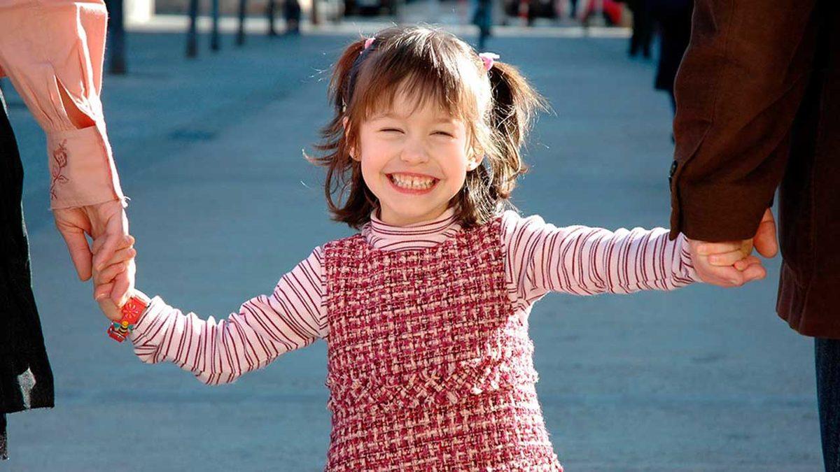 Kardeşi Olmadan Büyüyenler Toplansın: “Tek Çocuklar Şımarık Olur.” Düşüncesi Hakkında Bilim Ne Diyor?