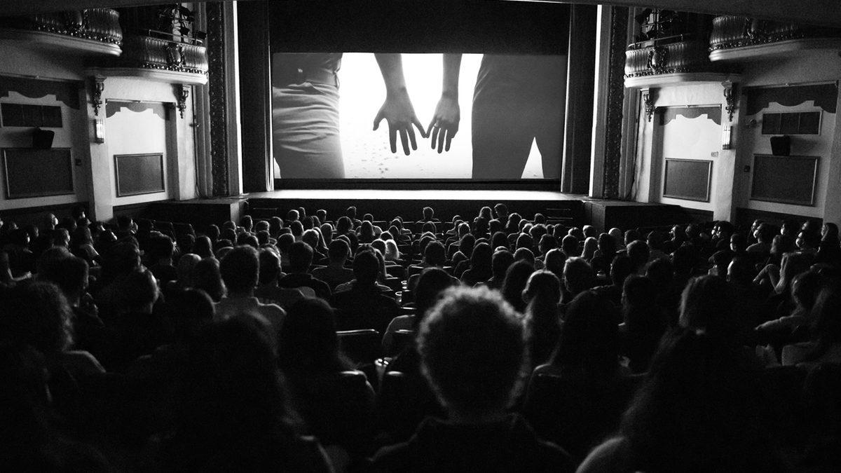 Türkçe Film İsimleri Orijinallerinden Neden Çok Farklı Oluyor?