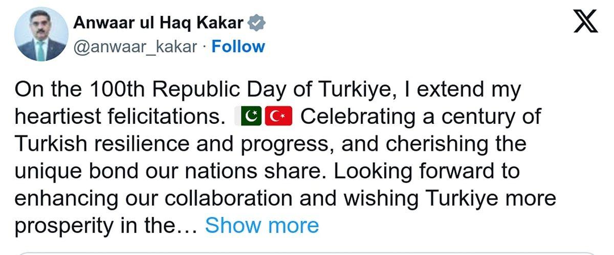 Cumhuriyetimizin 100. Yılı İçin Dünyadan Gelen Tebrikler ve Bayrağımızın Yansıtıldığı Yapılar