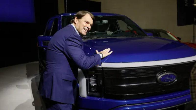 Ford CEO’su, Tesla Gibi Şirketlerle Neden Baş Edemediklerini Açıkladı