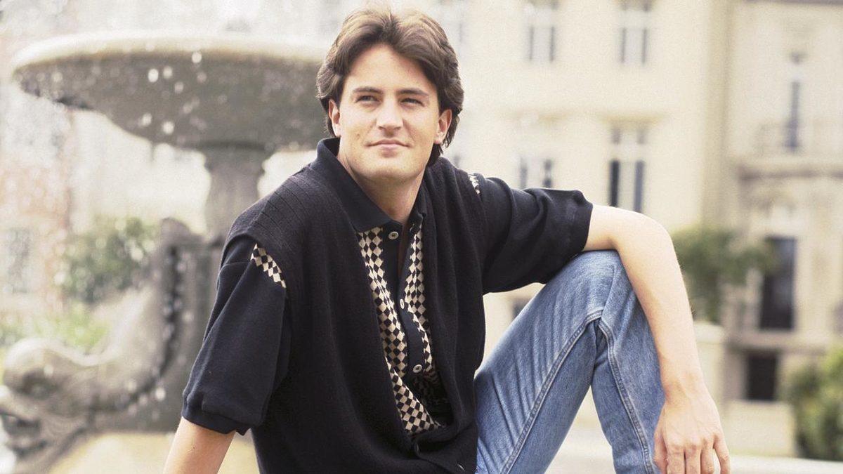 Friends’in Chandler’ı Matthew Perry’ye Bebekliğinden Beri Zorlu Bir Hayat Yaşatan Bağımlılık Sorunu