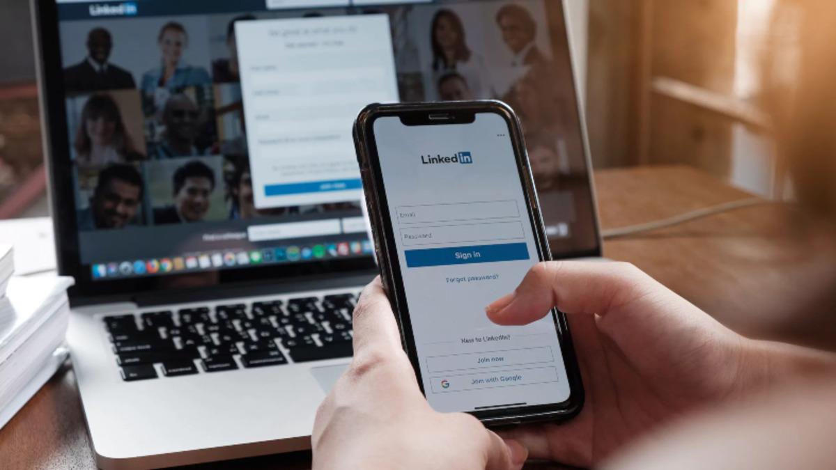 Yapay Zekâ, İş Bulmanıza da Yardım Edecek: İşte LinkedIn Premium’a Gelen Yeni Özellikler