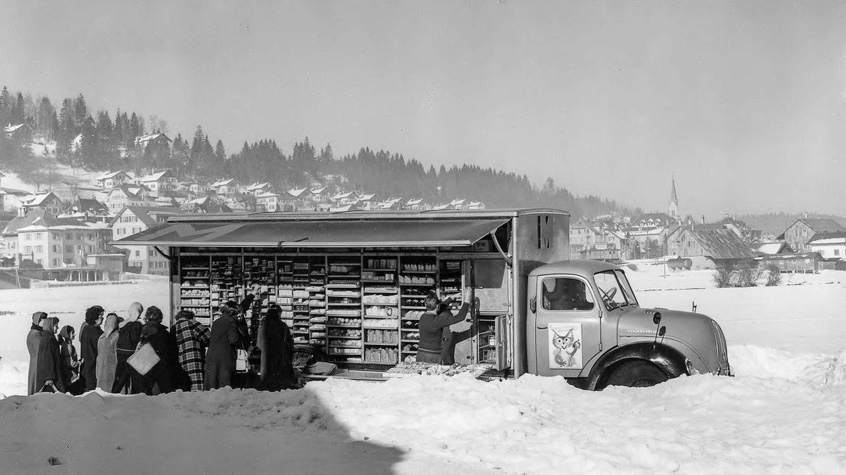 İsviçre’de İlk Kurulduğunda Kamyonlarla Mahalle Mahalle Gezen Migros’un Türkiye’ye Kadar Uzanan Kuruluş Hikâyesi
