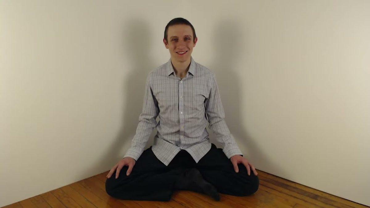 Senelerdir 4 Saat Boyunca Kameraya Bakıp Gülümseyen Tuhaf YouTuber’ın Bunu Yapmasının Hiç Tahmin Edemeyeceğiniz Sebebi