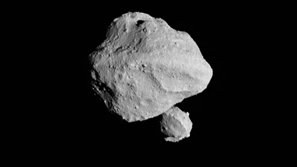 NASA, Kendine Ait Minik Bir Uyduya Sahip Asteroit Keşfetti!