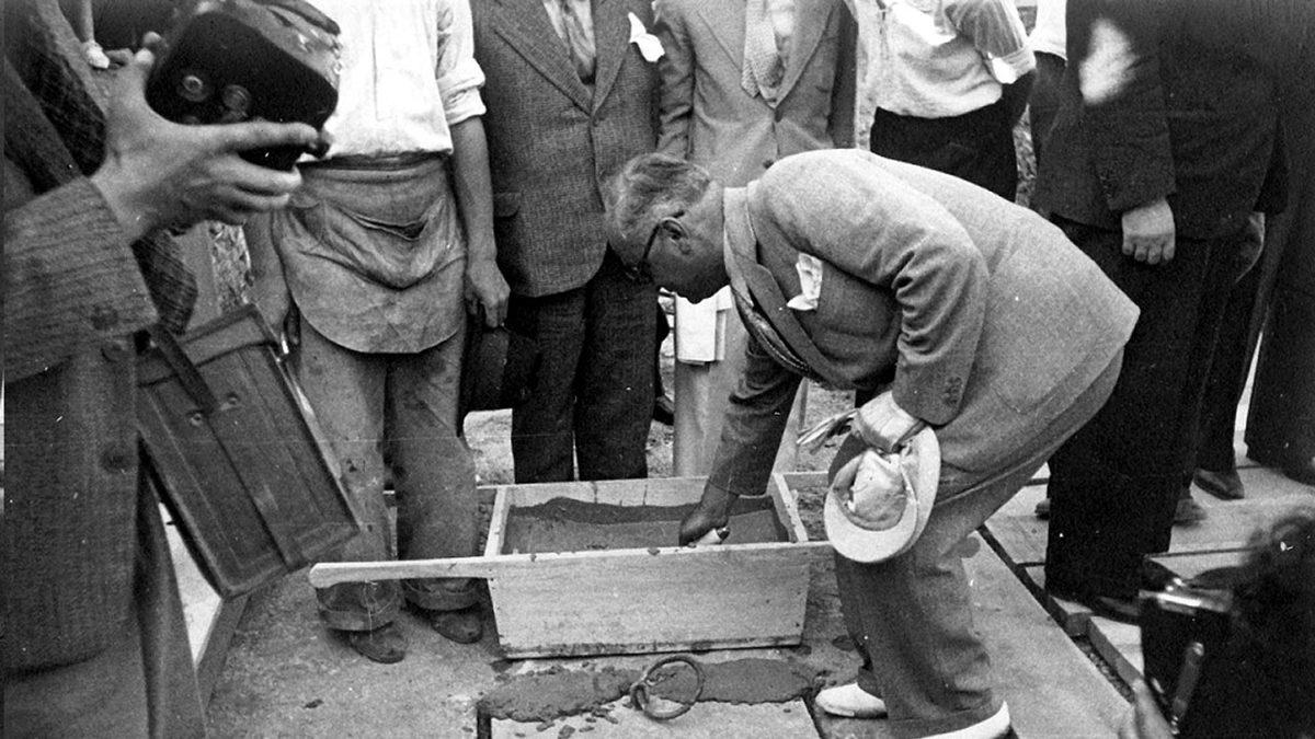 Dünyanın Camını Üreten Şişecam’ın Bir Avuç Kumla Başlayan İlham Verici Hikâyesi