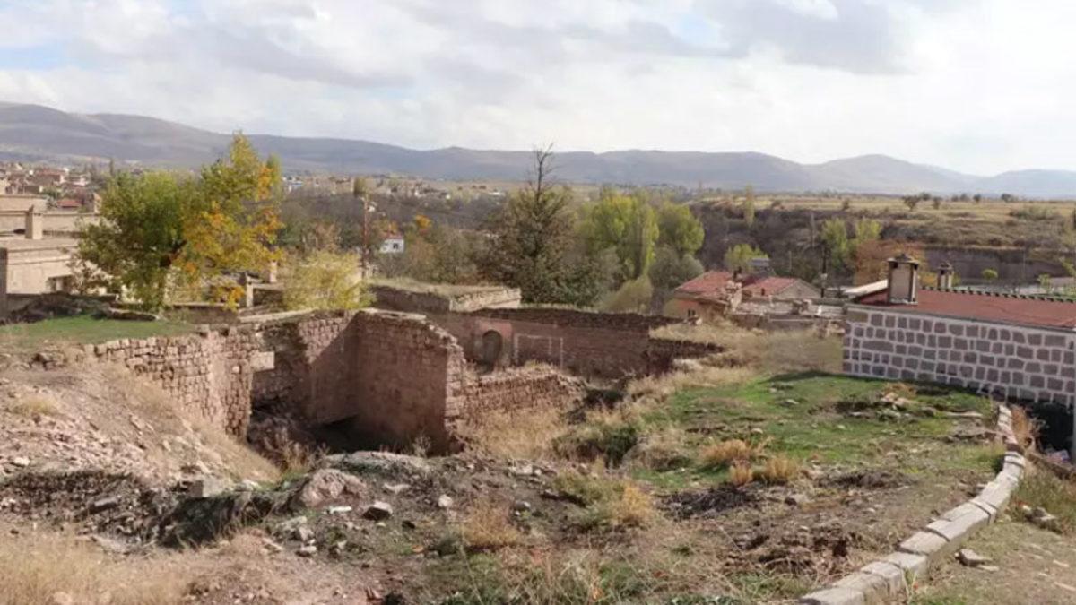 Kayseri’de, Mimar Sinan’ın Doğduğu Evin Sokağında, En Az 2.000 Yıllık Yer Altı Şehri Bulundu