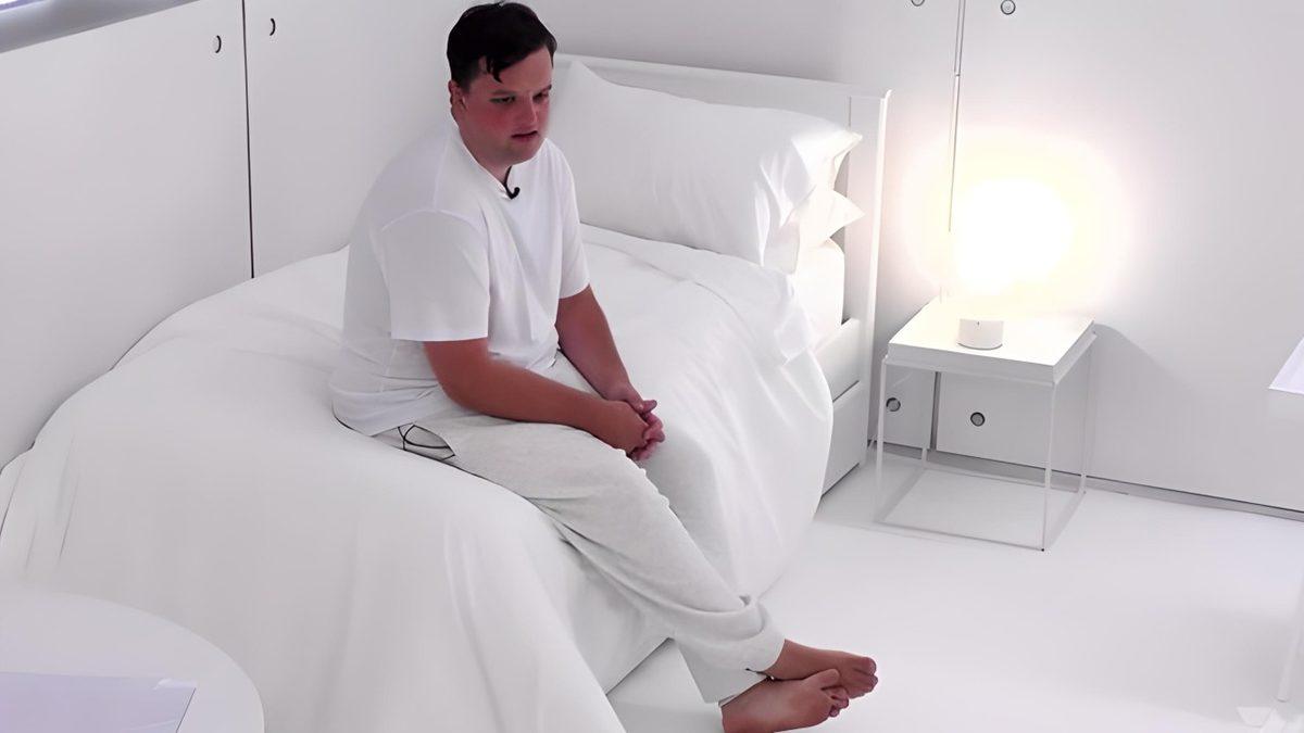 Beyaz Oda İşkencesi: Bu Psikolojik Azaba Maruz Kalmaktansa Tüm Kemiklerinizin Kırılmasını Tercih Ederdiniz!