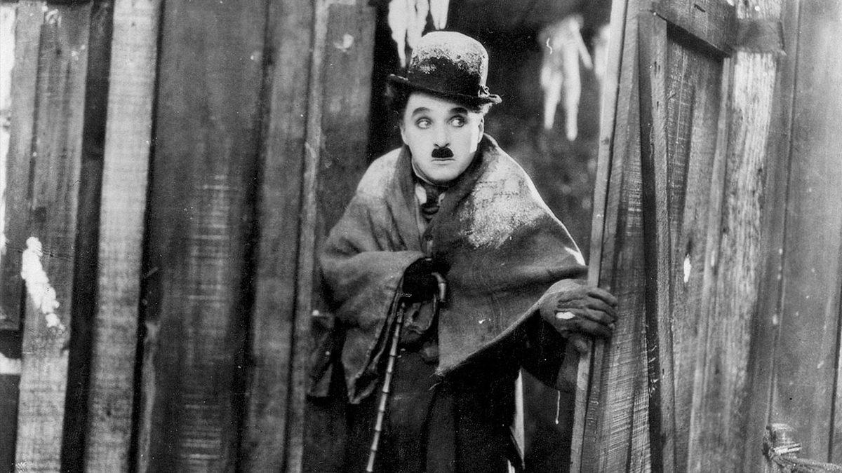 Yeni Yılın Geldiğini İliklerimize Kadar Hissettiren ve İç Isıtan Birbirinden Umut Dolu 15 Film