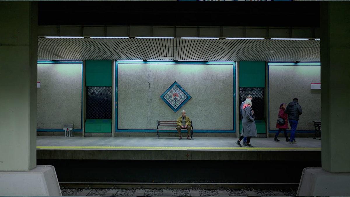 Yerli Joker Agâh Beyoğlu Döndü: Şahsiyet’in İlaç Gibi Gelen 2. Sezonunun İlk İki Bölümünü İnceledik!