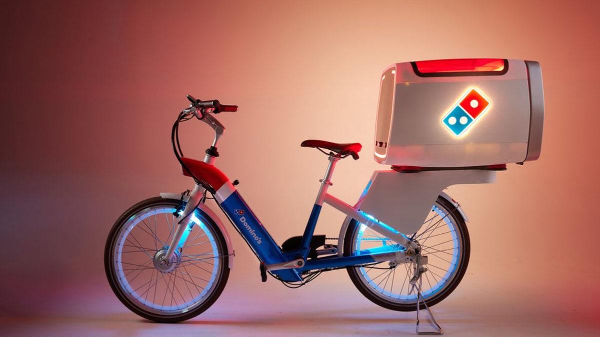 Domino’s Pizza, Sıcak Teslim Edebilmek İçin Siparişleri Arkasında Fırın Olan Elektrikli Bisikletle Taşıyacak