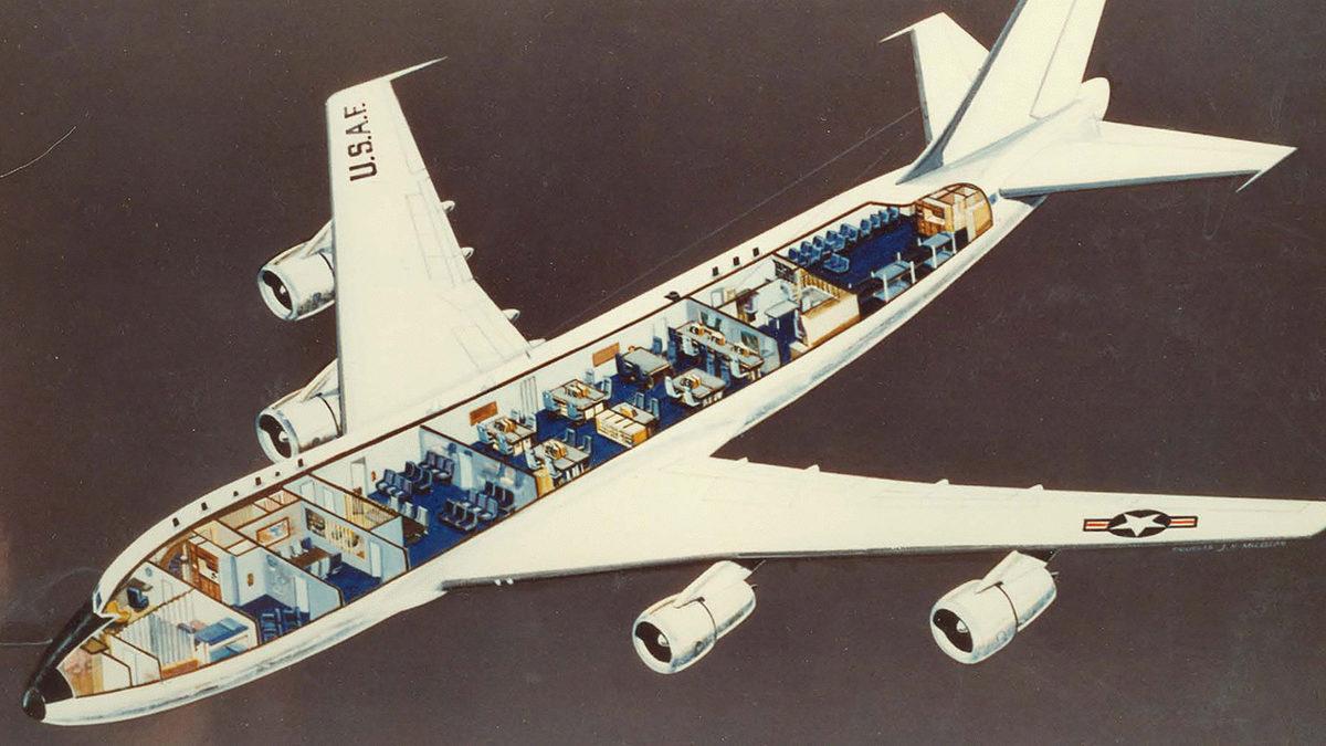 Amerika’nın Büyük Felaketlerde Kaçabilmek İçin Tasarladığı Kıyamet Uçağı’nın Benzersiz Özellikleri: Tam 3,5 Milyar Dolar Değerinde!