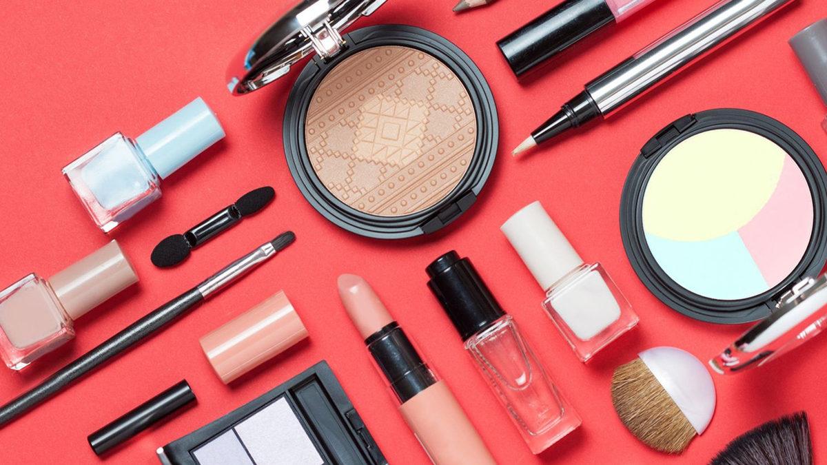 Sephora Kuyrukları, Dilan Polat Fanları Derken Son Yıllarda Kozmetik Ürünleri Neden Bu Kadar Çok Talep Görüyor?