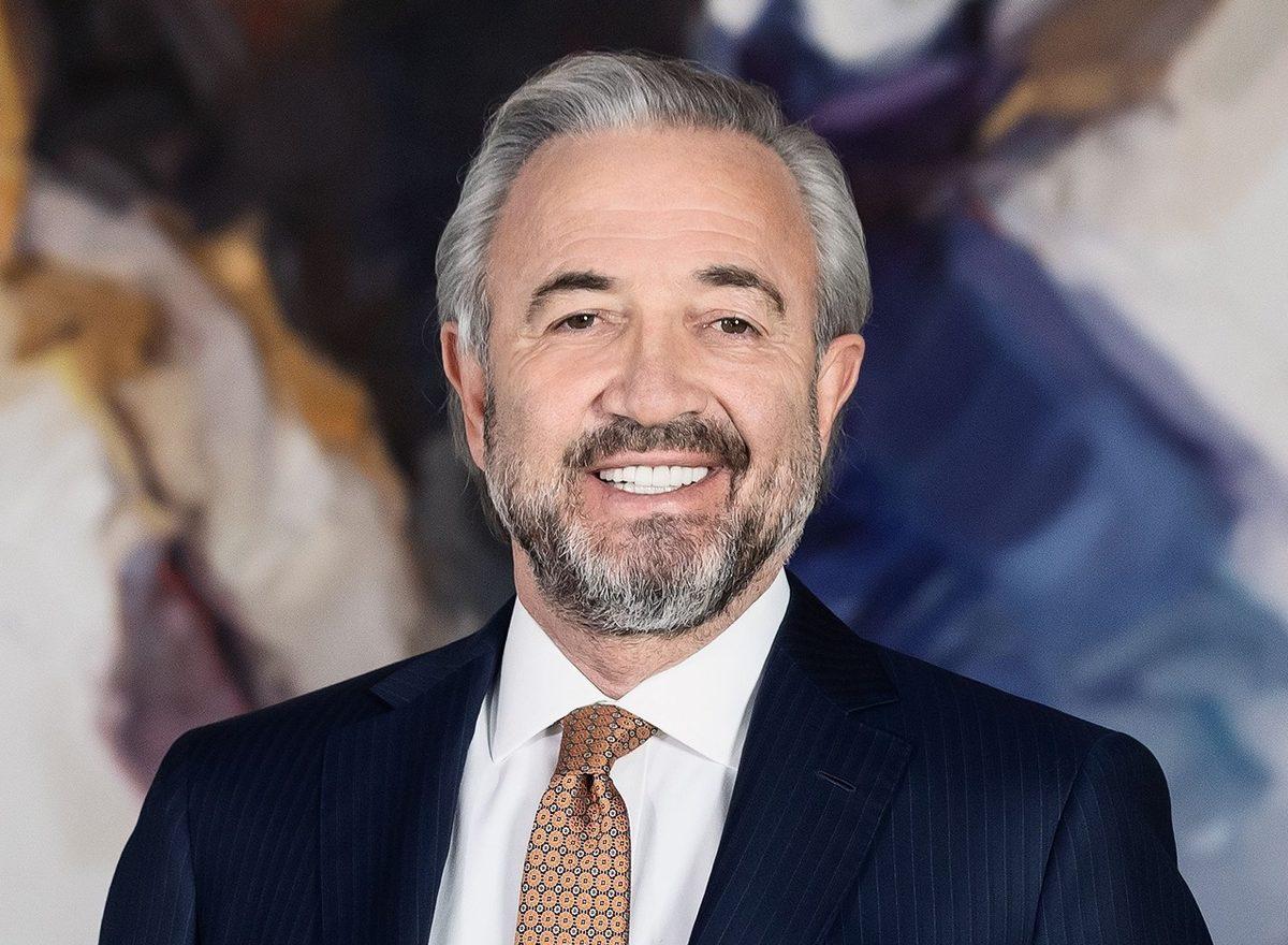 Türkiye’nin En Çok Şirket Satan İnsanıyla Tanışın: İşte Hamdi Akın’ı Adım Adım Başarıya Götüren Sıra Dışı Hikâyesi