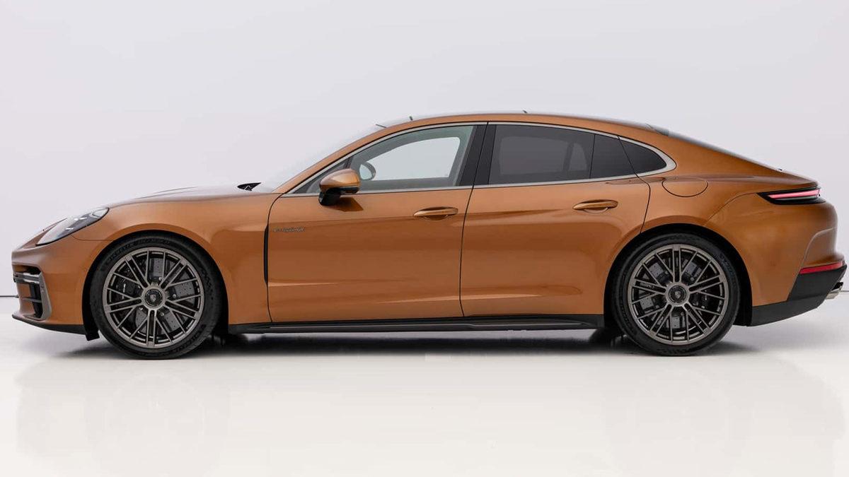 2024 Porsche Panamera’nın Yeni Hibrit Seçenekleri Açıklandı: 540 Beygirlik Canavara Dönüştü!