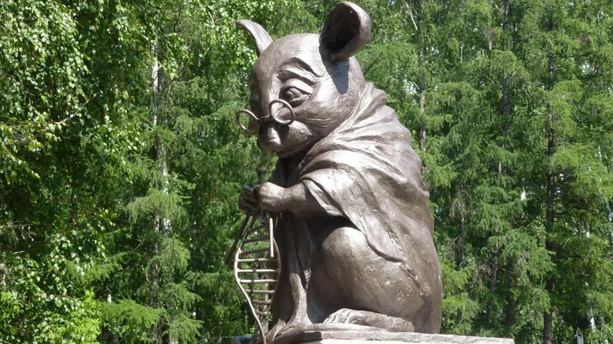 2 Tanesi Türkiye’den: Çok Sayıda İnsanın Sevgisini Kazanıp Heykelleri Dikilen Hayvan Dostlarımız ve Kalbinize Dokunacak Öyküleri