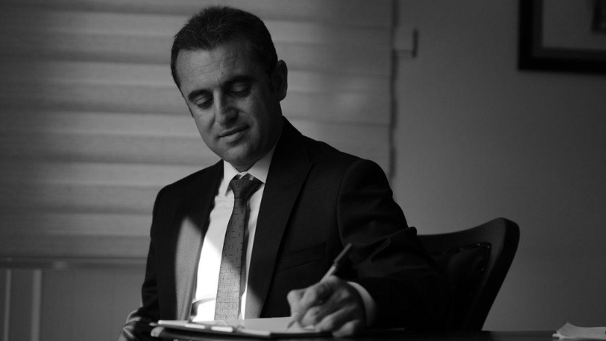 Bir Hipnoz Uzmanına Sorduk: Sosyal Medyadaki Viral Videolarda Olduğu Gibi 