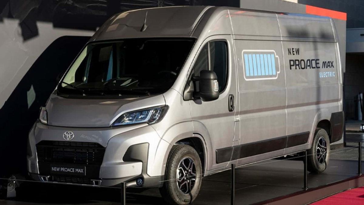 Toyota, Yeni Elektrikli Konsept Otomobillerini Duyurdu (Maliyeti %40 Düşüren Batarya Geliyor)