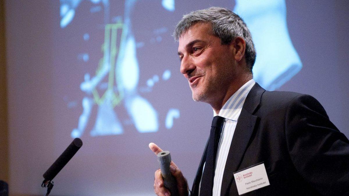 Netflix Belgeseliyle Gündemde: Tedavi Adı Altında Hastalarının Boğazlarına Pipetten Farksız Plastikler Yerleştiren Korkunç Cerrah