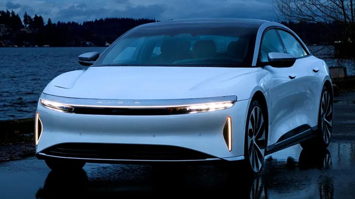 Otomobil Satıcılarından Elektrikli Otomobil İthalatı Kısıtlaması Hakkında Açıklama: 