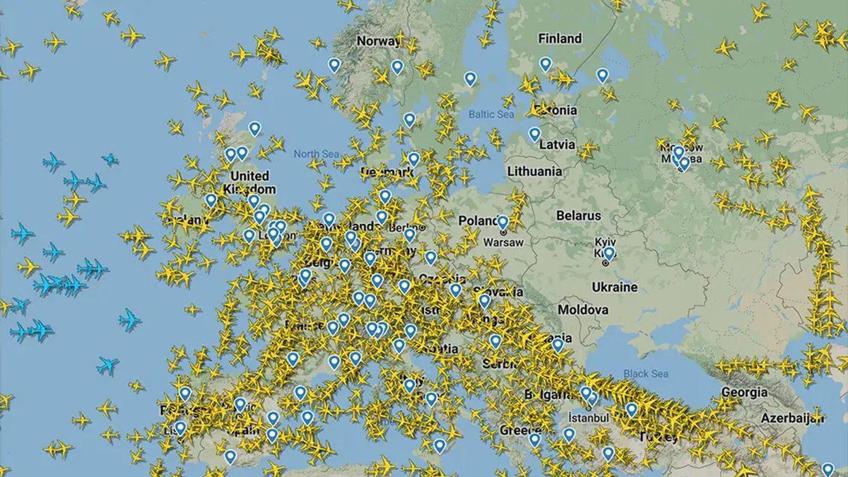 Çin Üzerinden Uçan Uçaklar, Düz Uçmak Yerine Neden Zikzaklı Rotalar Kullanıyor?