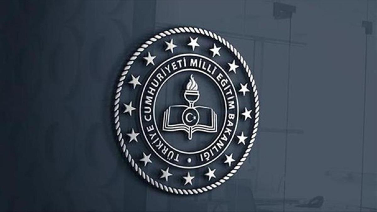 Ortaokullara "Görgü Kuralları ve Nezaket", Liselere "Adabımuaşeret" Dersi Geliyor