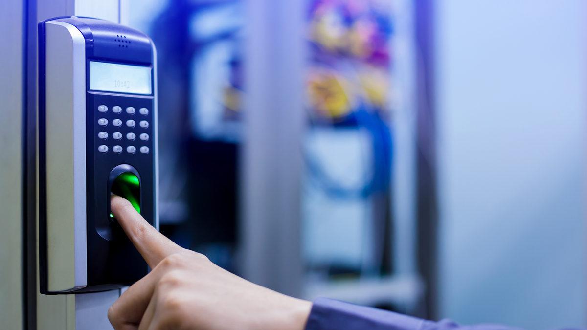 “Hahah Salak” Yazmak Aslında Hakaret Suçu! İşte Günlük Hayatınızda İşinize Yarayacak Bazı Önemli Mahkeme Kararları