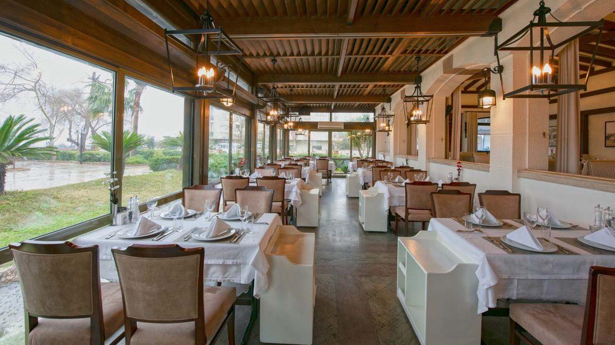 Kafe ve Restoranlara Fiyat Listesini Kapıya Yazma Zorunluluğu Getirildi: Sosyal Medya Tam Destek Verdi!