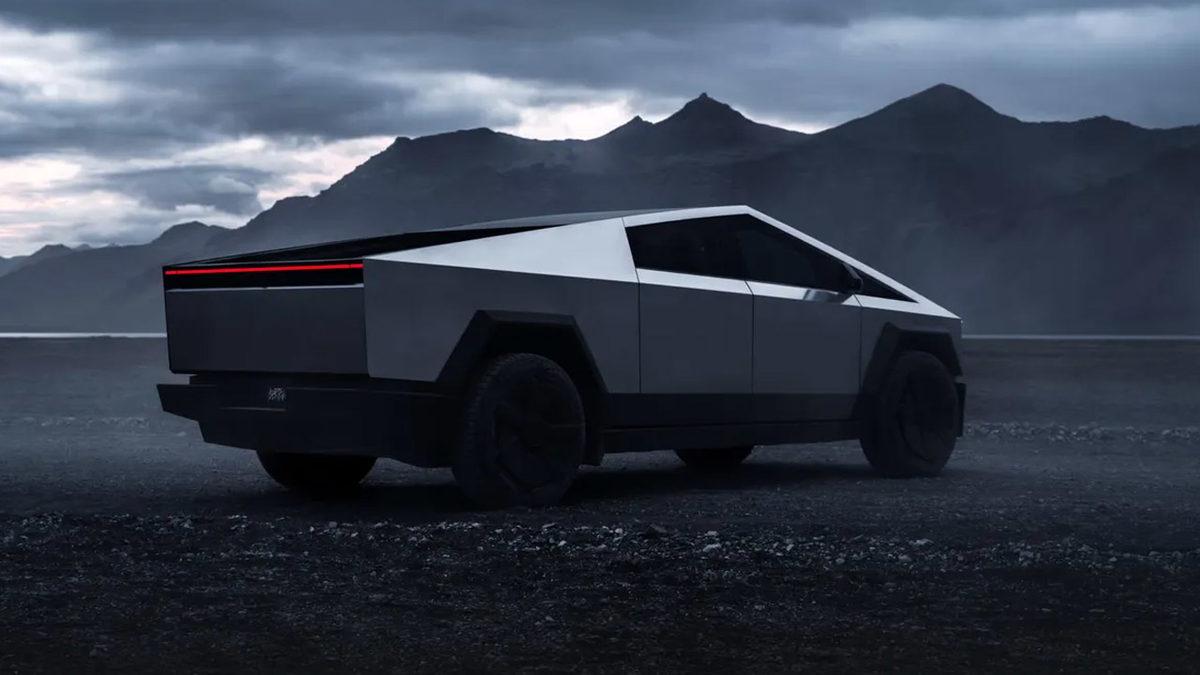 Elon Musk, Tesla Cybertruck’ın Tekneye Dönüşeceğini Açıkladı: Su Üstünde 100 Metre Gidebilecek!