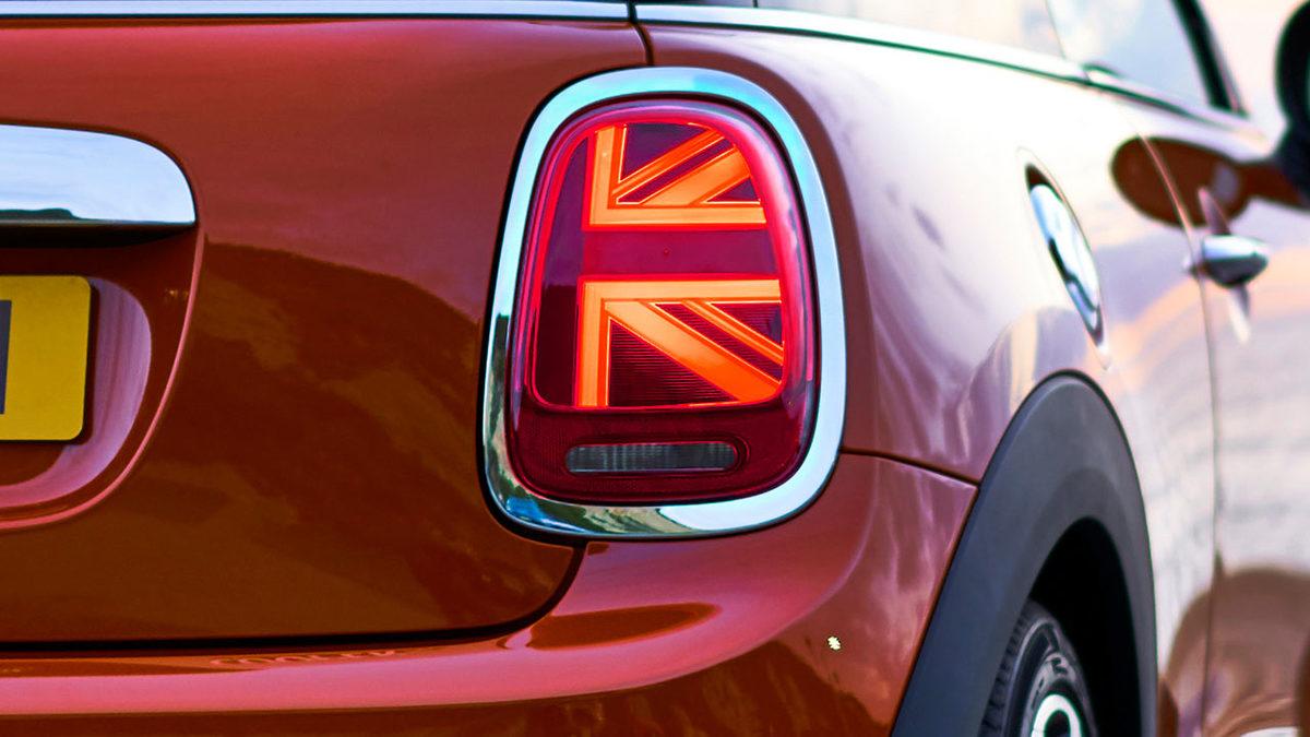 Sadece Bir Köşesine Bakarak Bu Arabaları Doğru Tahmin Edebilir misin? [TEST]