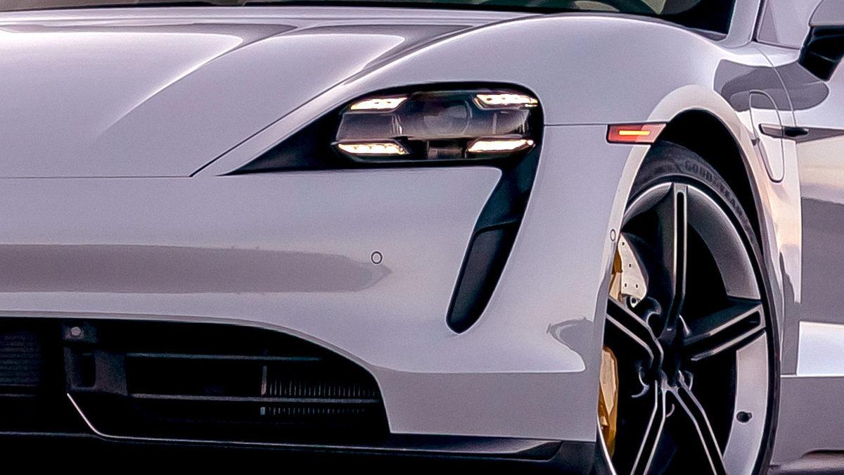 Sadece Bir Köşesine Bakarak Bu Arabaları Doğru Tahmin Edebilir misin? [TEST]