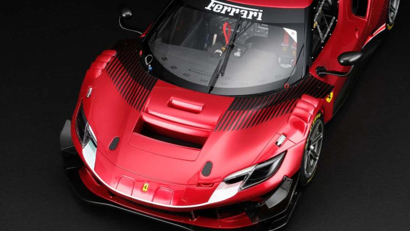 1:8 Ölçekli Bu İnanılmaz Ferrari Maketi, Neredeyse Gerçek Otomobil Fiyatına Satılıyor [Video]