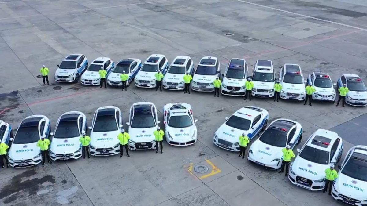 İçişleri Bakanı Ali Yerlikaya, Organize Suç Örgütlerinin Lüks Araçlarının Emniyete Verildiğini Açıkladı [Video]