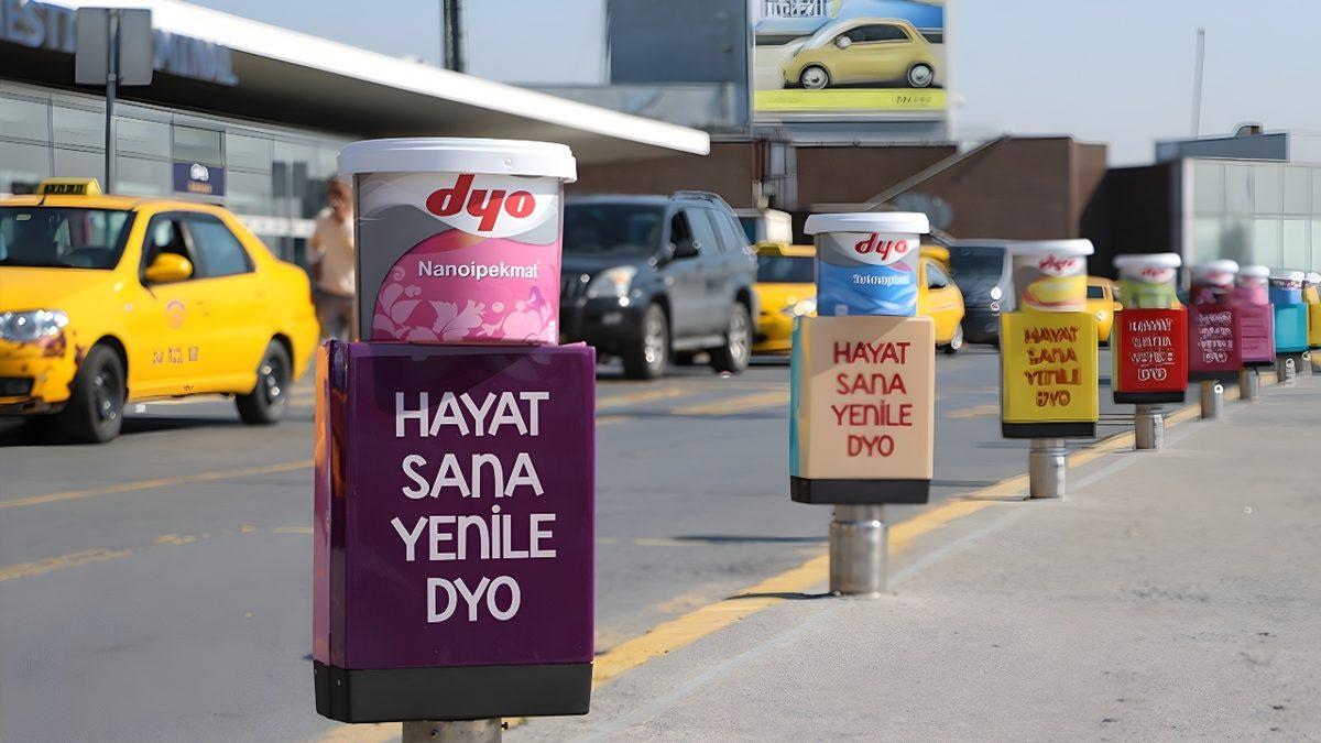 Türkiye Sokaklarında İnsanlara Dönüp Bir Daha Baktıran Aşırı Yaratıcı Reklamlar