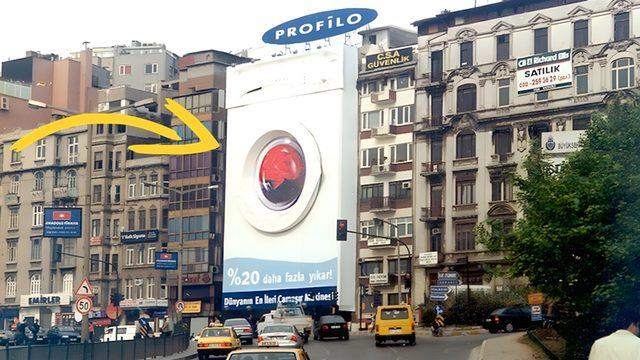 Türkiye Sokaklarında İnsanlara Dönüp Bir Daha Baktıran Aşırı Yaratıcı Reklamlar