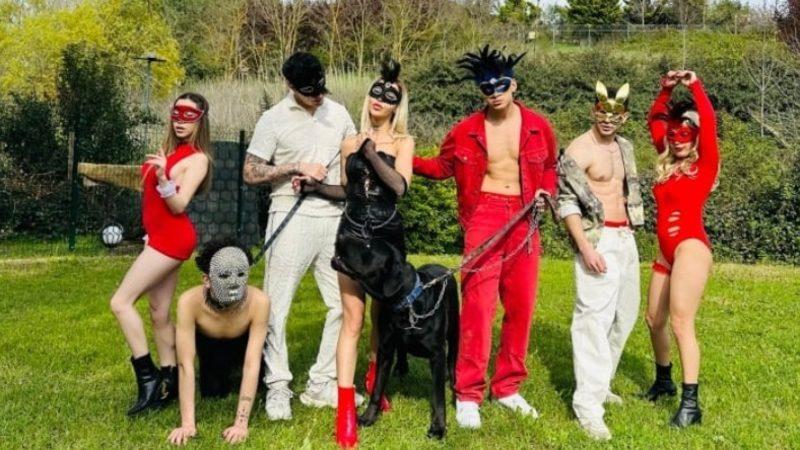 Taksim’de Dolar Saçtıkları Video Gündem Olan Fergio House’a "Müstehcenlik" Operasyonu Düzenlendi