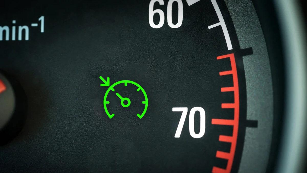 20’de 20 Yapamayanların Ehliyetine El Konulmalı: Araba Göstergelerindeki Bu Sembollerin Kaçının Anlamını Bilebilirsin?