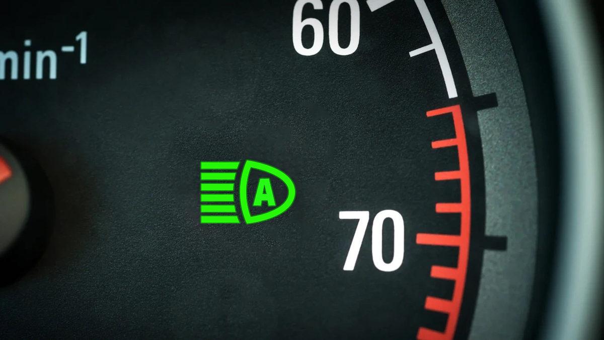 20’de 20 Yapamayanların Ehliyetine El Konulmalı: Araba Göstergelerindeki Bu Sembollerin Kaçının Anlamını Bilebilirsin?