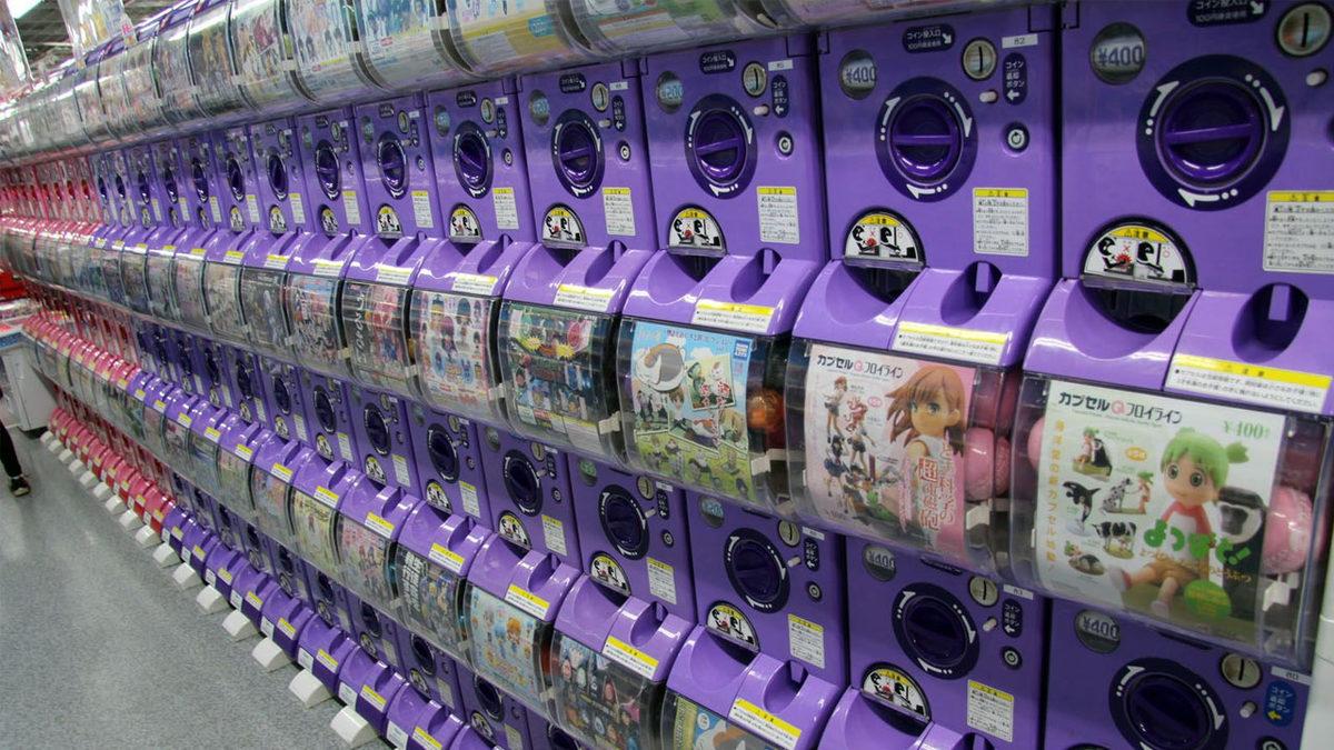 Mobil Oyunların Sizi Bağımlı Hâle Getirip Sürekli Para Harcatmak İçin Kullandığı Taktik: Gacha Sistemi