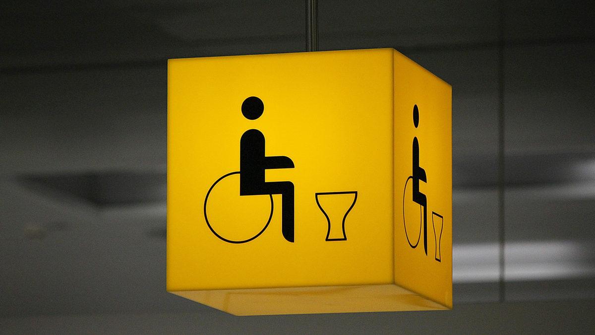 Umumi Tuvaletlere Girdiğinizde Aklınızda Beliren 