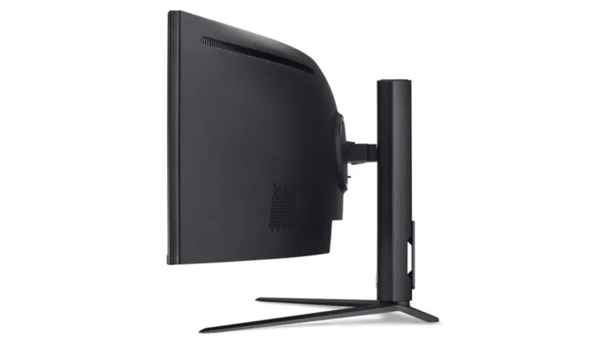 Ultra Kaliteli Görüntüler Sunan 57 İnçlik Devasa Monitör Acer Predator Z57 Duyuruldu