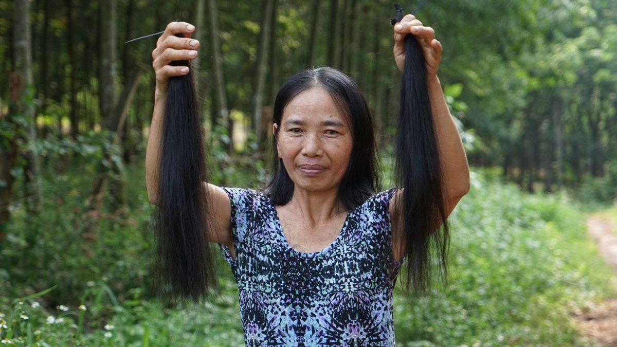 Dikkat, Mideniz Kalkabilir: Peruklardaki Saçların Nereden Geldiğini Öğrenince Bir Daha Onlara Dokunmak Bile İstemeyeceksiniz!