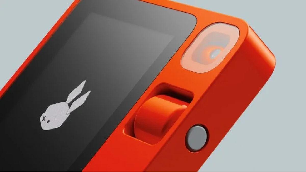 Uygulamalarınızı Sizin Yerinize Kullanabilecek Minik Yapay Zekâ Cihazı 